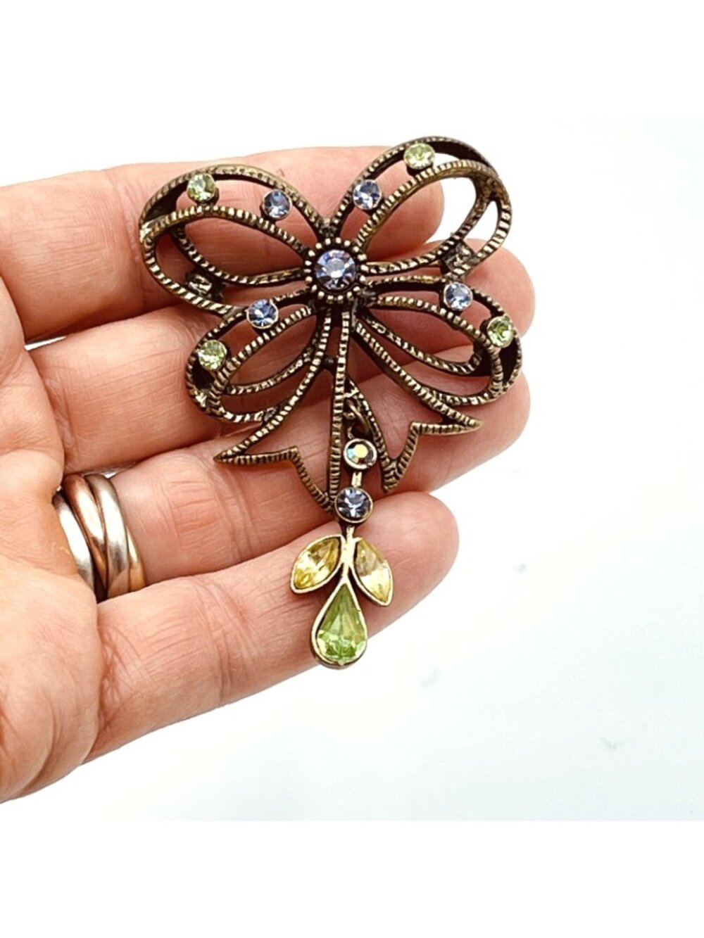 Vintage BOHO Bow Brooch Spring Green Purple Crystal Angel Fairy Whimsygoth 1960s - Picture 9 of 11